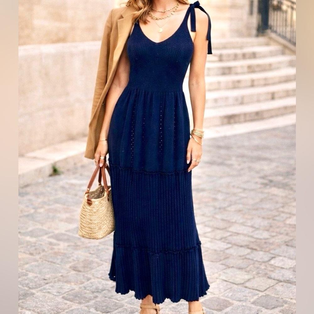 ⭐️SOLD⭐️ LA VIE Women's Navy Blue Ribbed Knit Dress, Sz S